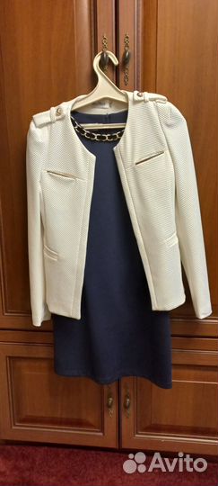 Платье и пиджак