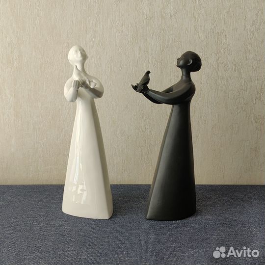 Фарфоровые статуэтки Royal Doulton 