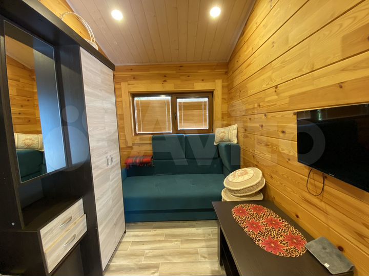 Дом 300 м² на участке 6 сот.