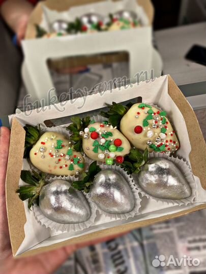 Букет из клубники в шоколаде / клубника в шоколаде