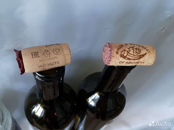 Бутылка с пробкой для вина домашнего 0.5л, 0.75л