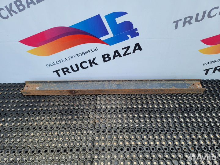 Опора пола продольная шмитц 1425мм