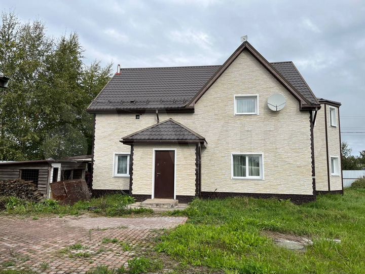 Коттедж 162 м² на участке 10 сот.