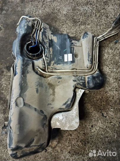 Топливный бак VW Polo 2009-2015