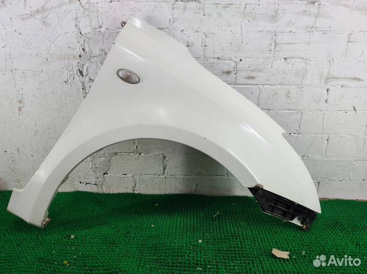 Крыло переднее правое Suzuki Swift 2008