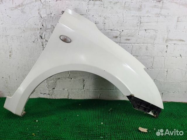 Крыло переднее правое Suzuki Swift 2008