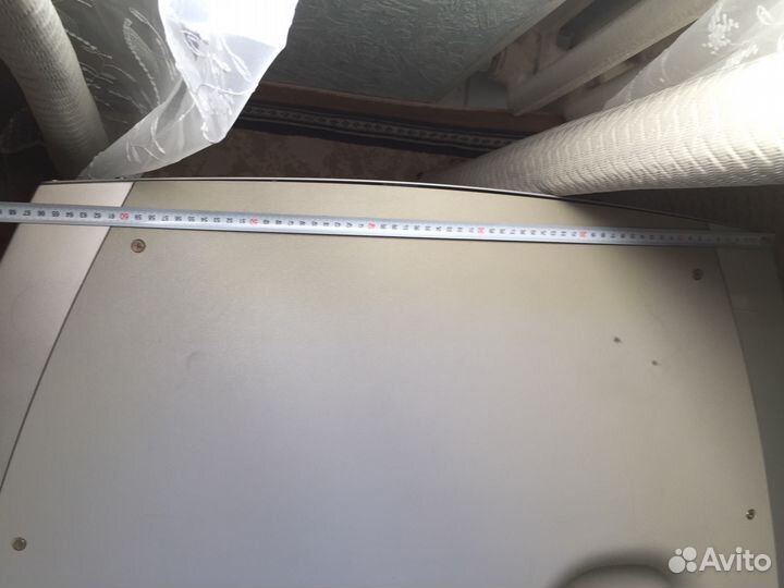 Стол под телевизор