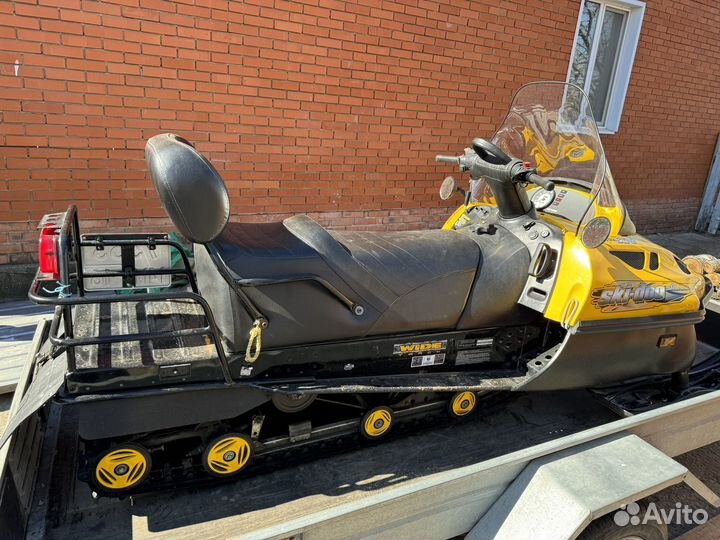 Продам снегоход SKI-DOO