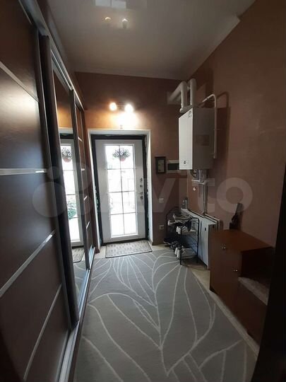 Дом 95 м² на участке 3 сот.