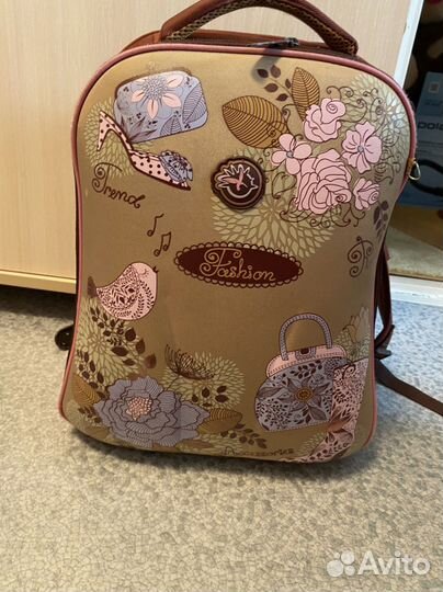 Портфель рюкзак школьный