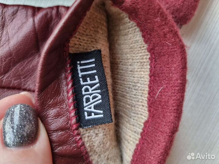 Перчатки женские кожаные Fabretti