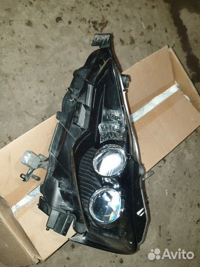 Лексус is фара левая