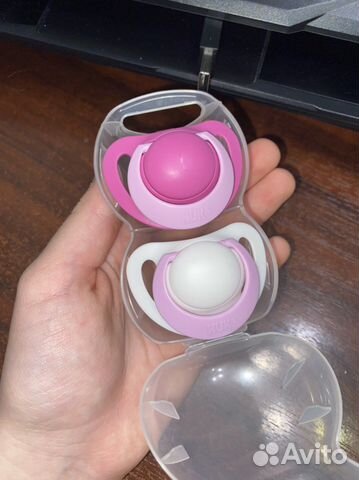 Пустышки и бутылочка