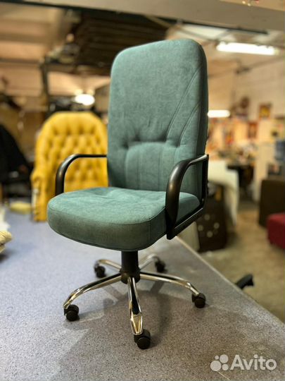 Компьютерное кресло