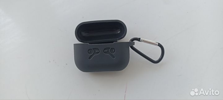 Чехол для наушников airpods pro 2 с брелком