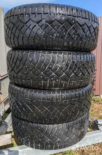 Nitto Therma Spike 235/55 R18 104T