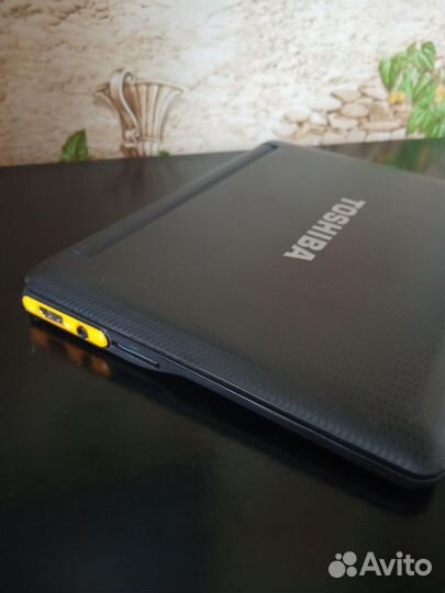 Нетбук Toshiba
