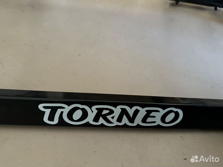 Турник межстенный Torneo