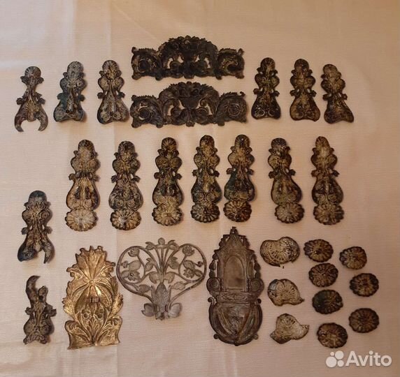 Старинная накладка на мебель