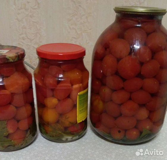 Огурцы,бобы,чеснок,капуста,огурцы-помидоры соленые