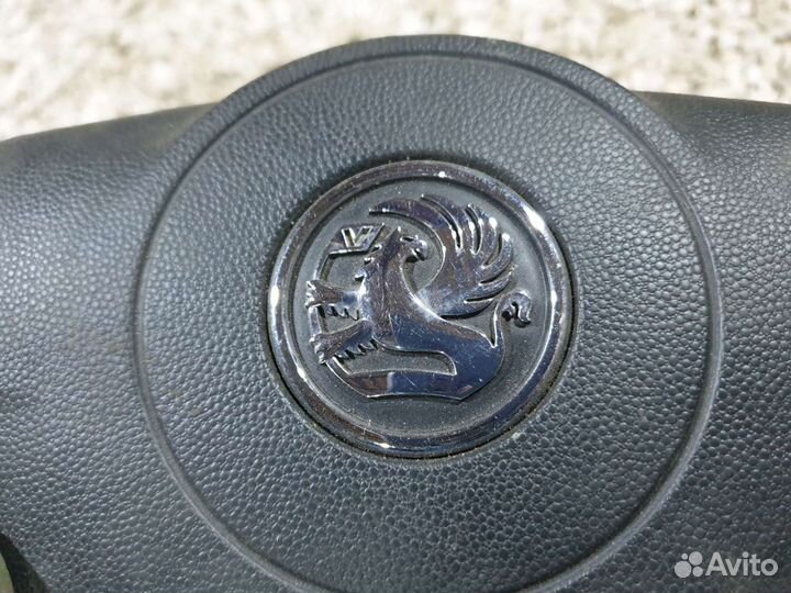 Подушка безопасности в руль Opel Astra H