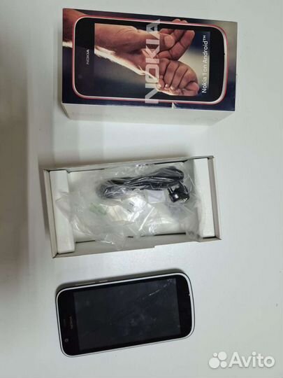 Телефон nokia 1