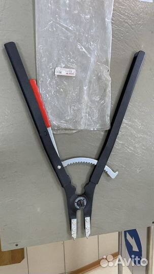 Съемник стопорных колец