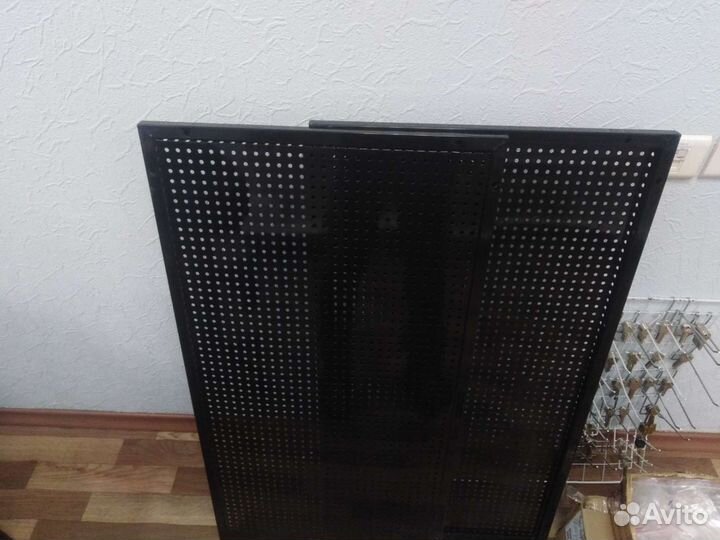 Стенды для ключей с крючками