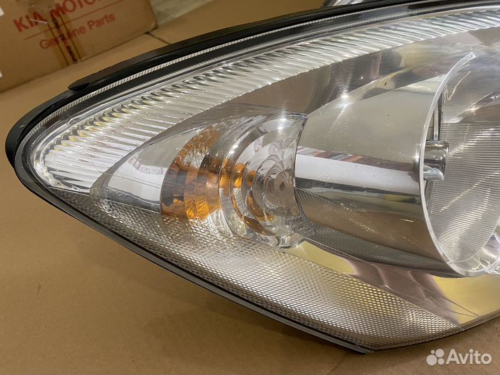 Фары передние Kia ceed 06-09