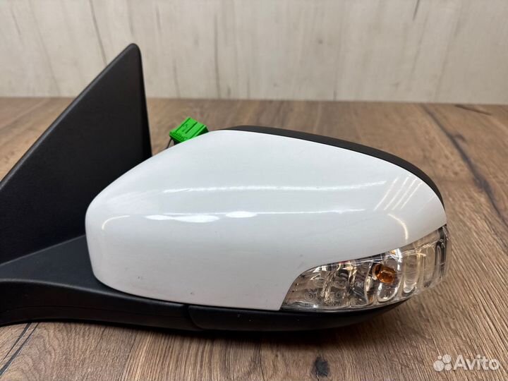 Зеркало левое Volvo C30 MK38 2.4 B5244S 2008