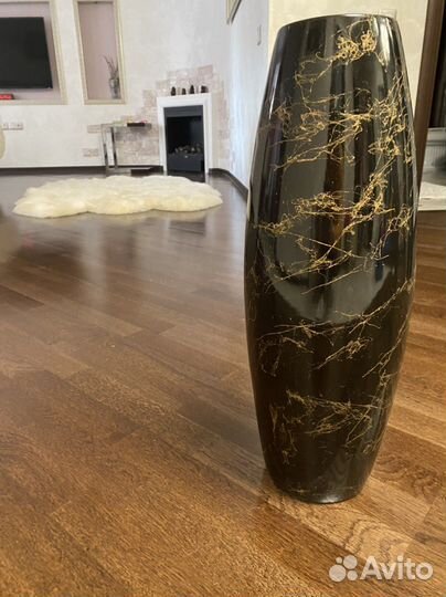 Напольная ваза