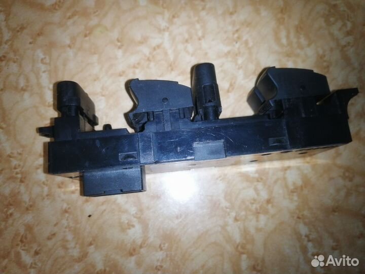 Блок управления стеклоподъемниками VW Passat b5 +