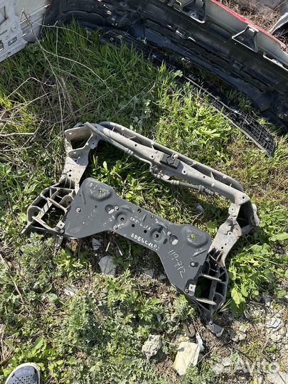 Подрамник передний mercedes w203