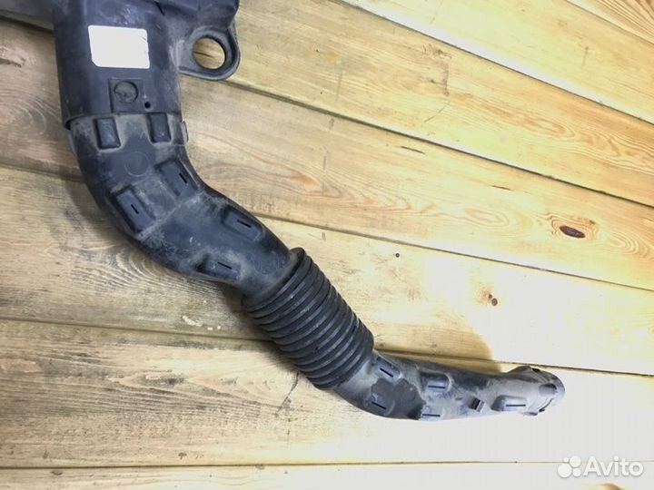 Корпус воздушного фильтра Лада Ларгус универсал