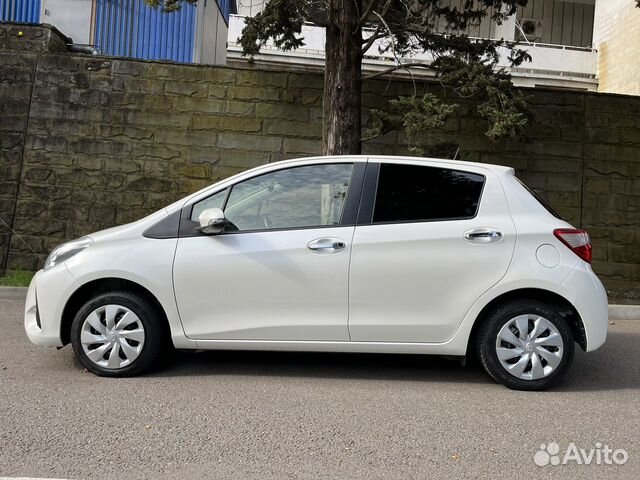 Toyota Vitz 1.0 CVT, 2018, 68 300 км