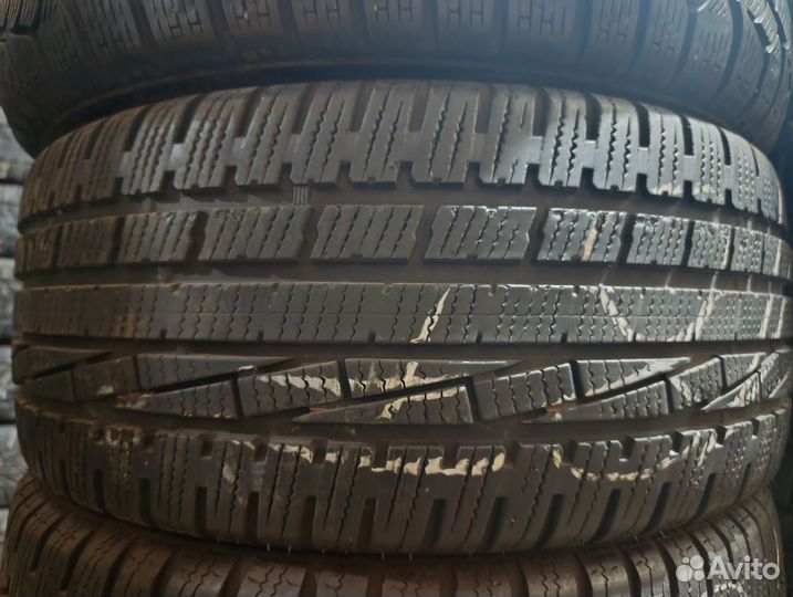 Goodyear UltraGrip Performance 225/45 R17