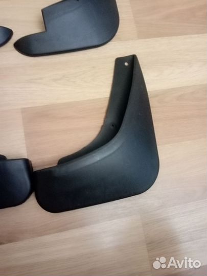 Брызговики универсальные