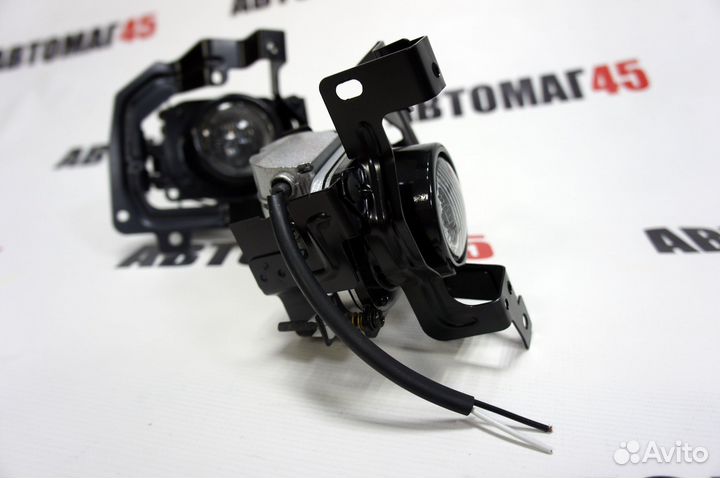 Противотуманные фары Mitsubishi Lancer IX 03-05