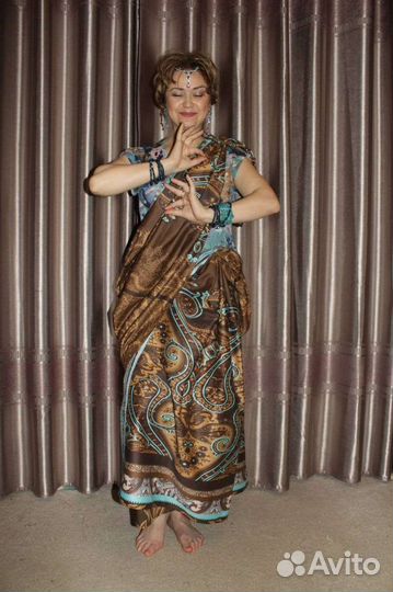 Индийское сари