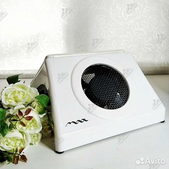 Пылесос настольный Max Storm 4 (32Вт)