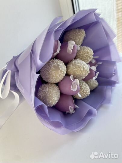 Клубника в шоколаде букет