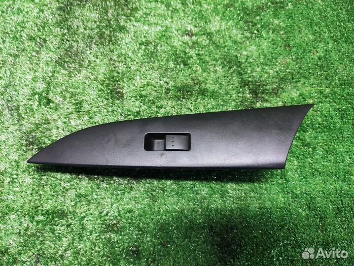 Кнопка стеклоподъемника Mazda 3 (BK) 2005