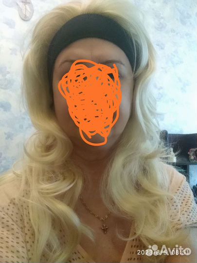 Парик блонд длинный с лентой новый