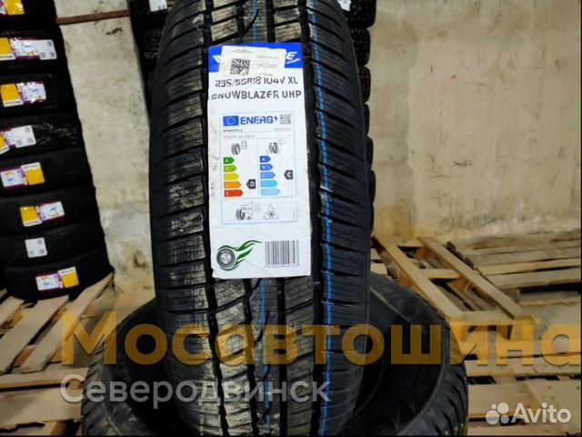 Windforce Snowblazer UHP 235/55 R18 104V