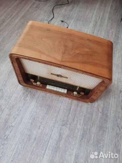 Радиоприемник ламповый СССР 1956 года белорусь 57