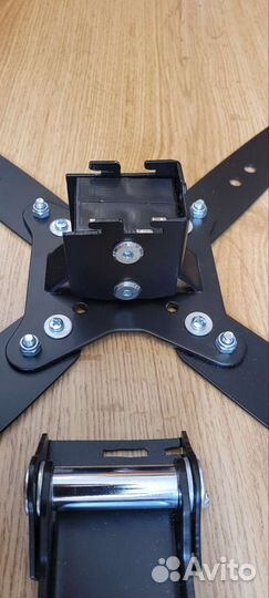 Кронштейн для телевизора наклонно поворотный