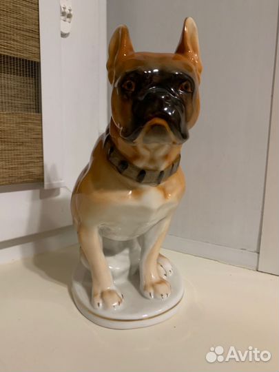 Фарфоровые статуэтки