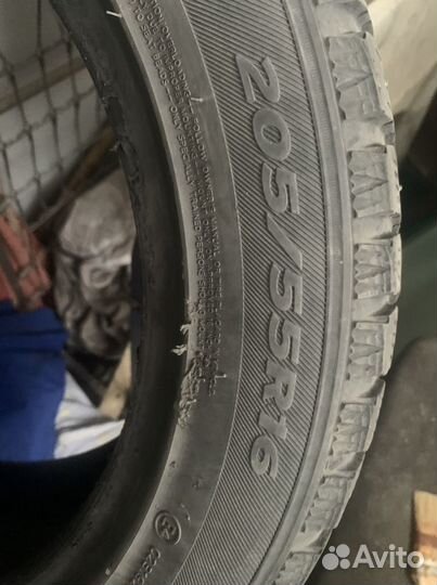 Hankook Winter I'Pike W409 205/55 R16