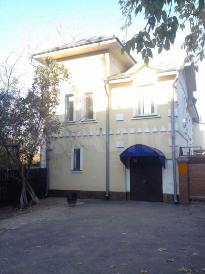 Здание, 412 м²