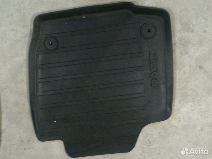 Комплект ковриков шкода рапид